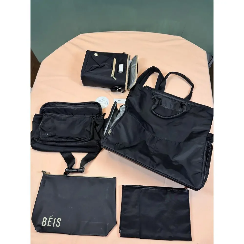 BEIS 👜 travel